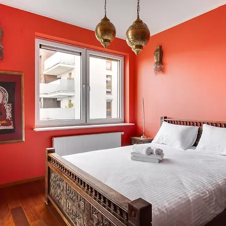 Lasek Marcelinski 2-bedroom Appartamento *