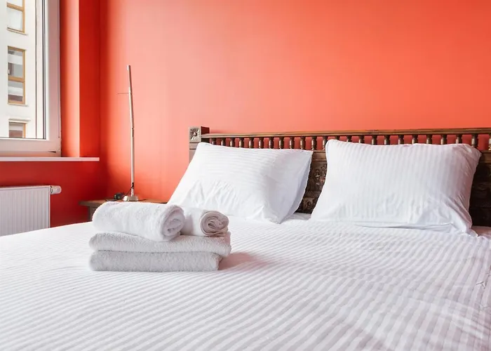 Lasek Marcelinski 2-bedroom By Bookinghost *